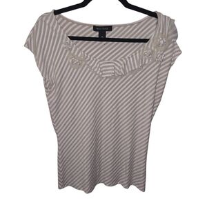 White house black market sz. Medium tan/white & sparkle tshirt